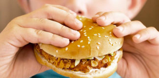 Poveri e obesi. Il classismo del cibo colpisce al Sud.