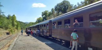 “Archeotreno Campania”, il treno storico sulle vie dei tesori archeologici