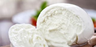 Mozzarella di bufala, regina del gusto e dell’economia locale