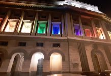 Il Salerno Pride ricorda i moti di Stonewall. E Palazzo di Città si tinge di arcobaleno