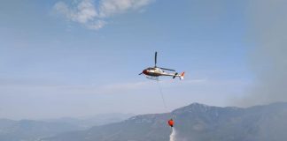 Brucia il Monte Tubenna, mezzi aerei in azione