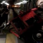 Si sgancia pantografo, paura sulla metro
