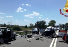 Ruba il SUV della madre e si schianta contro un’altra auto: 13enne in gravi condizioni