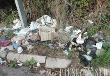 Zona Stadio Arechi, strade e terreni minacciati da una distesa di rifiuti