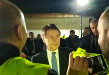 Conte a Vallo: “Entro l’anno un piano per il Sud. Fermare emorragia di giovani”