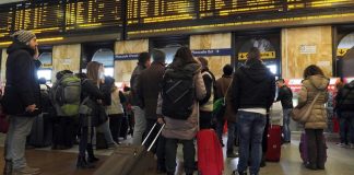 Caro biglietti per Natale, un salasso per studenti e lavoratori del Sud