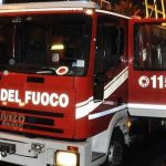 Battipaglia, salva i due anziani assistiti dalla casa in fiamme e muore intossicata