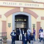 Tangente di 1000 euro al mese per spacciare: accusati 2 uomini nel salernitano