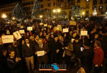 Le Sardine sbarcano a Salerno: “Rispondiamo prima che sia troppo tardi”