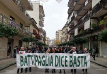 Battipaglia, in oltre seimila per dire basta all’inquinamento