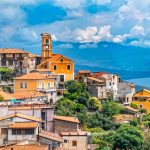 Il turismo di prossimità e la rinascita dei borghi