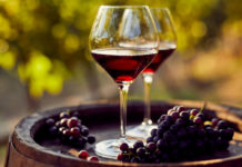 Chiusura alle 18 affossa oltre 800 enoteche campane e il vino Made in Italy