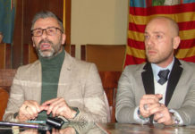 Scena Teatro Salerno, “Teatro Casalingo” anche per non udenti