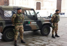 Ancora assembramenti, De Luca chiede l’intervento dell’esercito