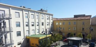 Coronavirus, aumentano i casi nel salernitano. Decine di sanitari in isolamento ad Eboli