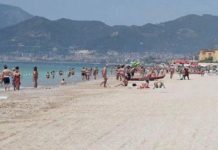 Campania, da oggi aperti stabilimenti balneari e spiagge libere