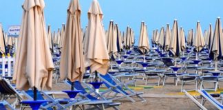 Lavoratori stagionali, Noi Consumatori annuncia: “Molti non riapriranno”