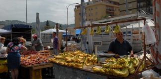 Campania, riaprono i mercati. Attività sportiva anche nei parchi