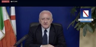 Campania: De Luca riapre discoteche, cinema e teatri. Dietrofront sulle mascherine