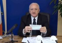 Campania, De Luca: “Da lunedì uso della mascherina facoltativo, novità per sale bingo e scommesse”