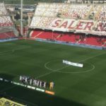 Salernitana: bandiere granata in vendita per colorare l’Arechi vuoto