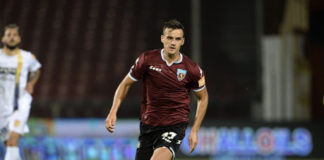 Ascoli-Salernitana 0-2, vittoria smorzata dalla paura: malore per Dziczek, gara sospesa 9′