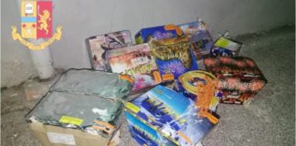 Salerno, sequestrati fuochi pirotecnici illegali per celebrare San Matteo
