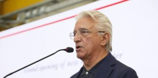 Salerno, il sindaco chiude lungomare e piazze