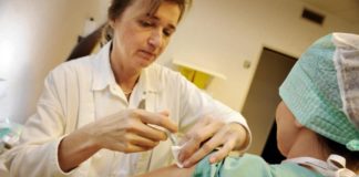 Medici di Base (Fimmg): “Situazione preoccupante, auto lockdown per ridurre contagi”