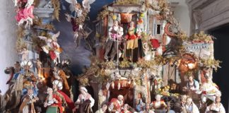 Dopo il rifiuto dell’assessora di Fdi, parte da Bergamo il viaggio del presepe napoletano in Italia