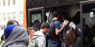 Scuola, slitta il rientro in classe. Regioni in ordine sparso