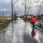 Esonda il Sarno ad Angri e San Marzano, 30 famiglie evacuate. Si teme peggioramento