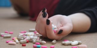 Perché nei paesi “più felici” le persone si suicidano di più?