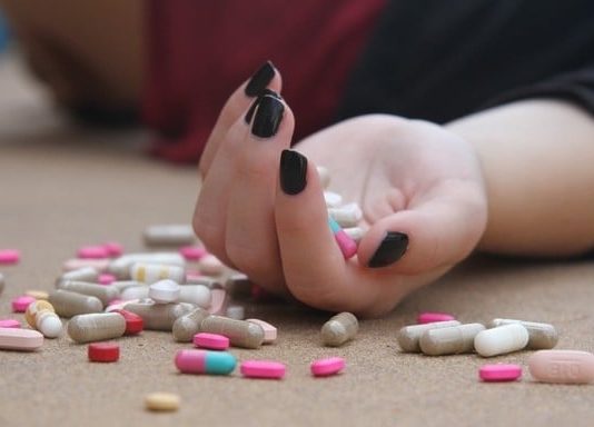 Perché nei paesi “più felici” le persone si suicidano di più?