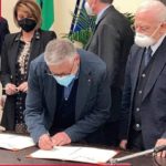 Vaccini nelle aziende, firmato accordo tra sindacati, Asl e Regione Campania