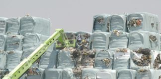 Ecoballe e differenziata, indagati De Luca e Bonavitacola