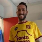 Il lutto di una città per le morti sul lavoro